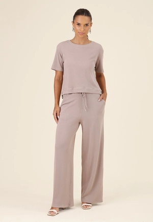 Calça Wide Leg Em Malha Texturizada Com Bolso