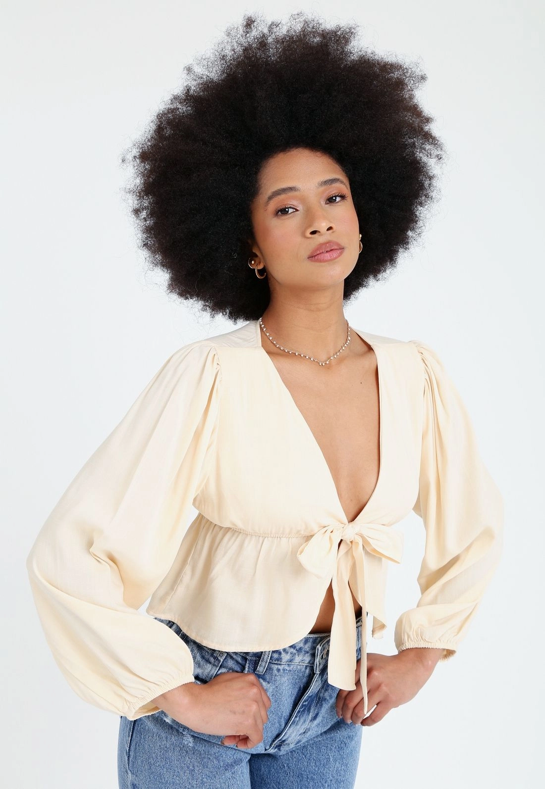 Blusa Viscolinho Manga Longa Abertura