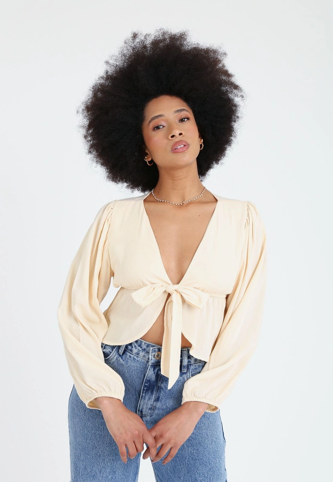 Blusa Viscolinho Manga Longa Abertura