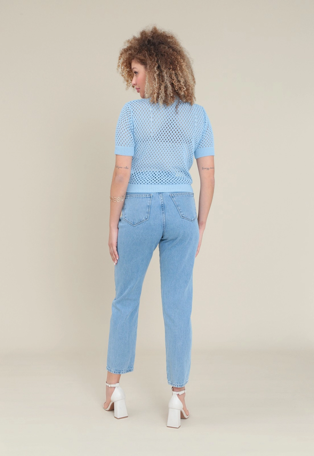 Calça Mom Jeans Com Elastano