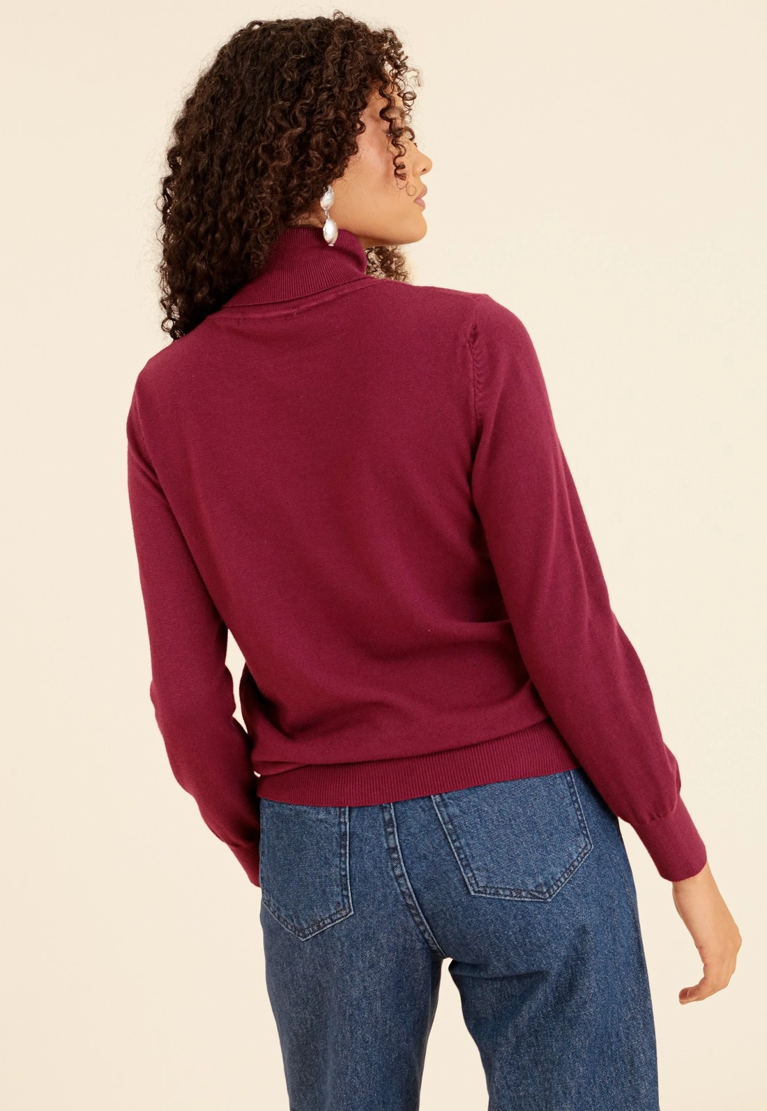 Blusa Tricô Gola Alta Básica