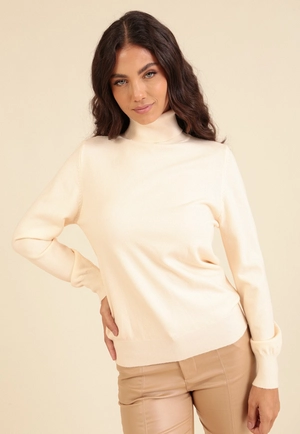 Blusa Tricô Gola Alta Básica