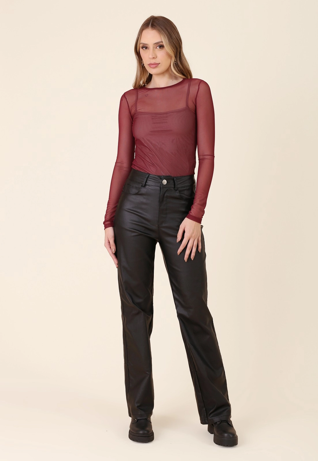 Blusa Em Tule Manga Longa Decote Redondo