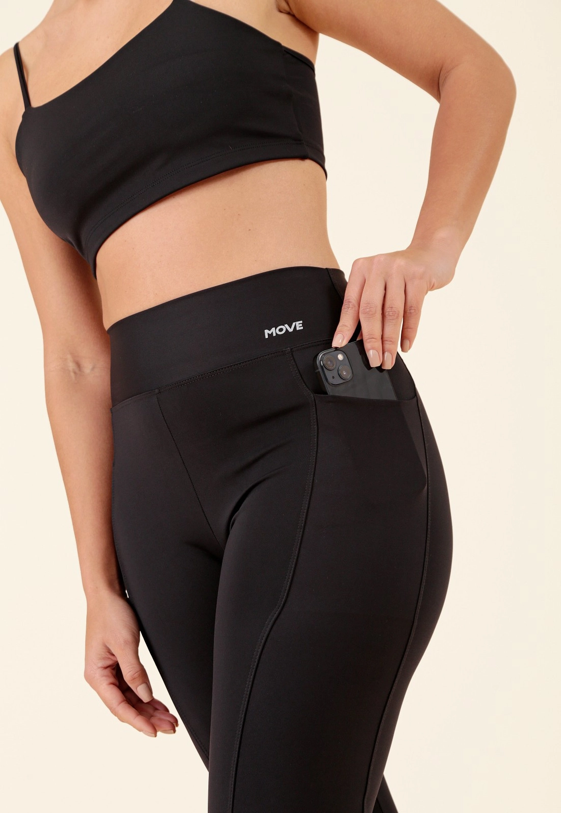 Calça Legging Esportiva Em Poliamida Com Bolso