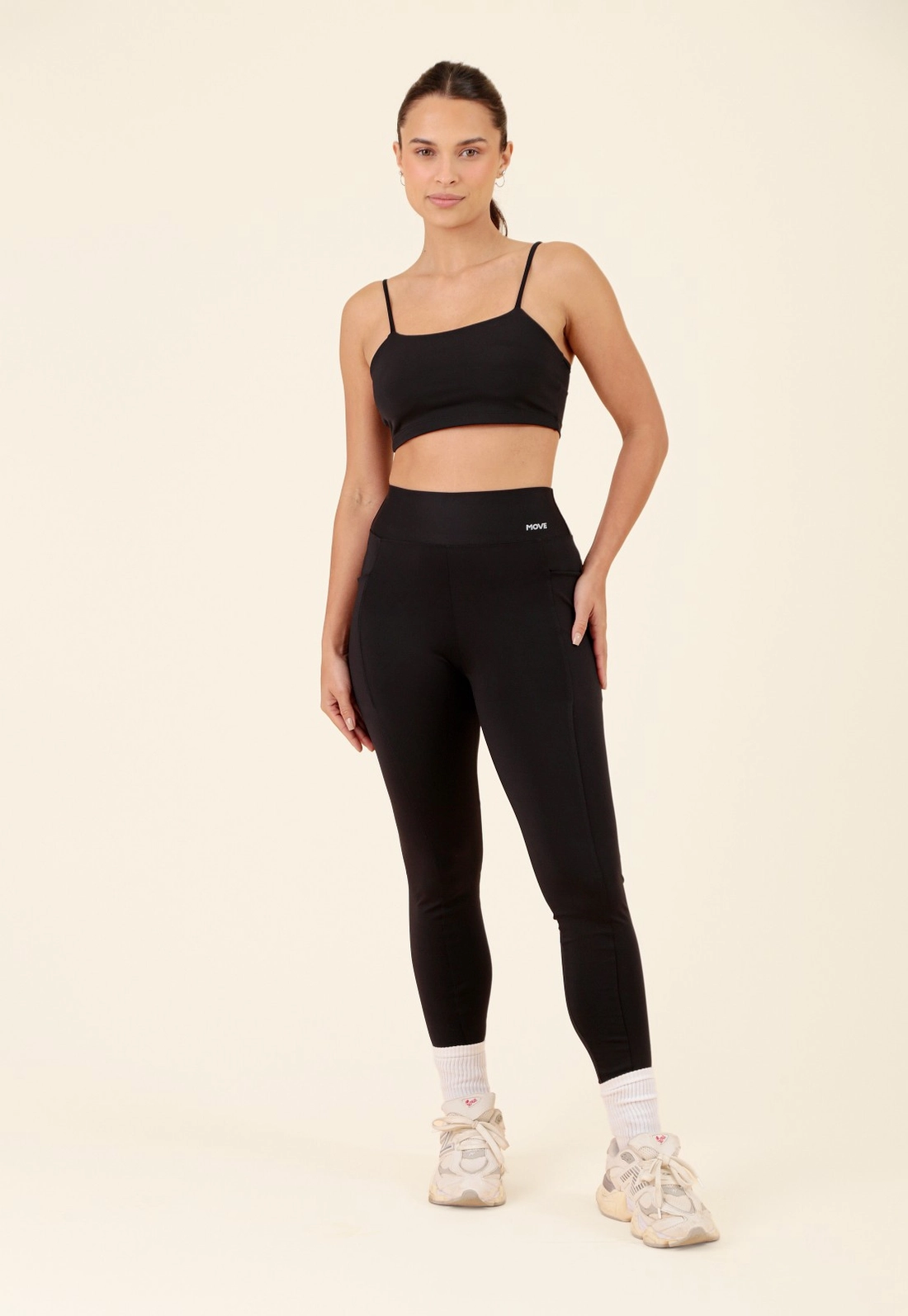 Calça Legging Esportiva Em Poliamida Com Bolso