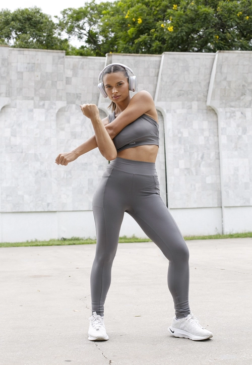 Calça Legging Esportiva Em Poliamida Com Bolso