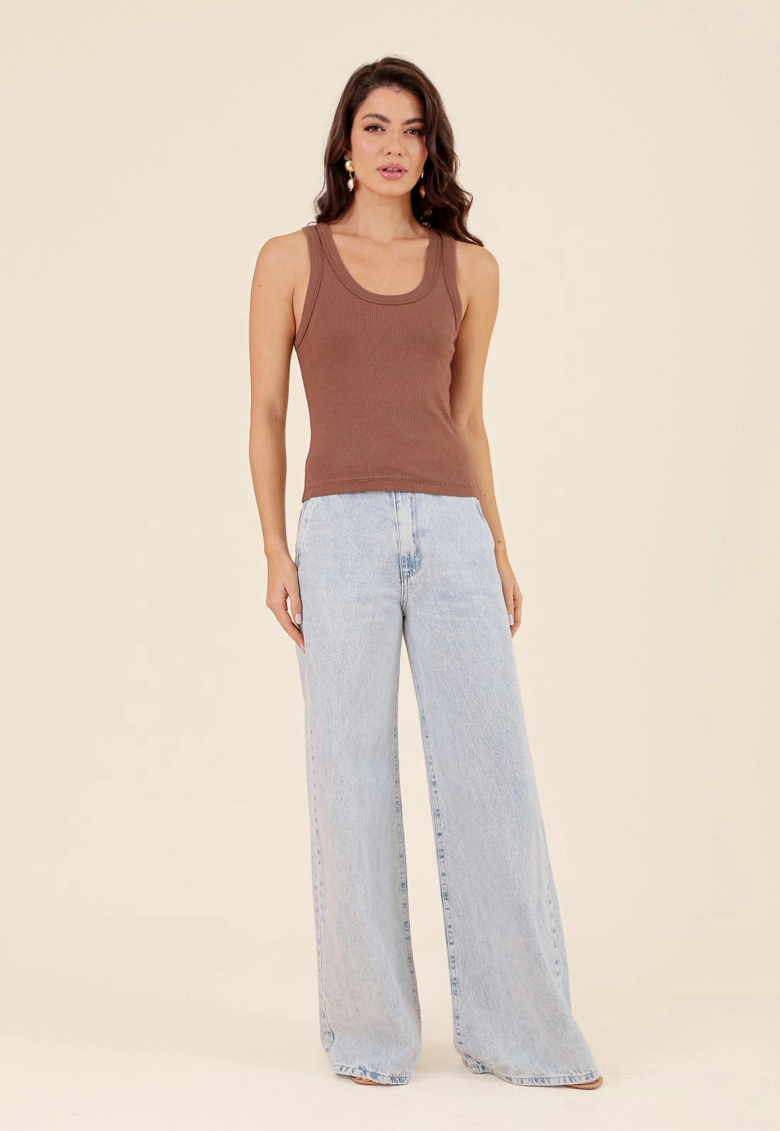 Blusa Regata Ribana Canelada Com Decote U