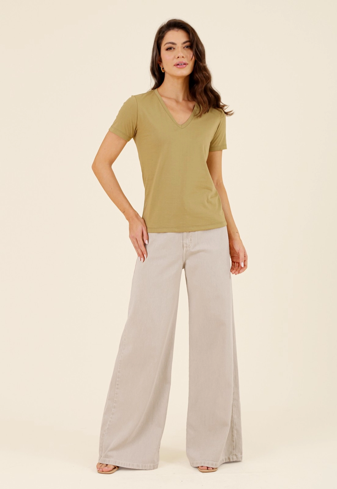 Blusa Básica Em Algodão Peruano Decote V