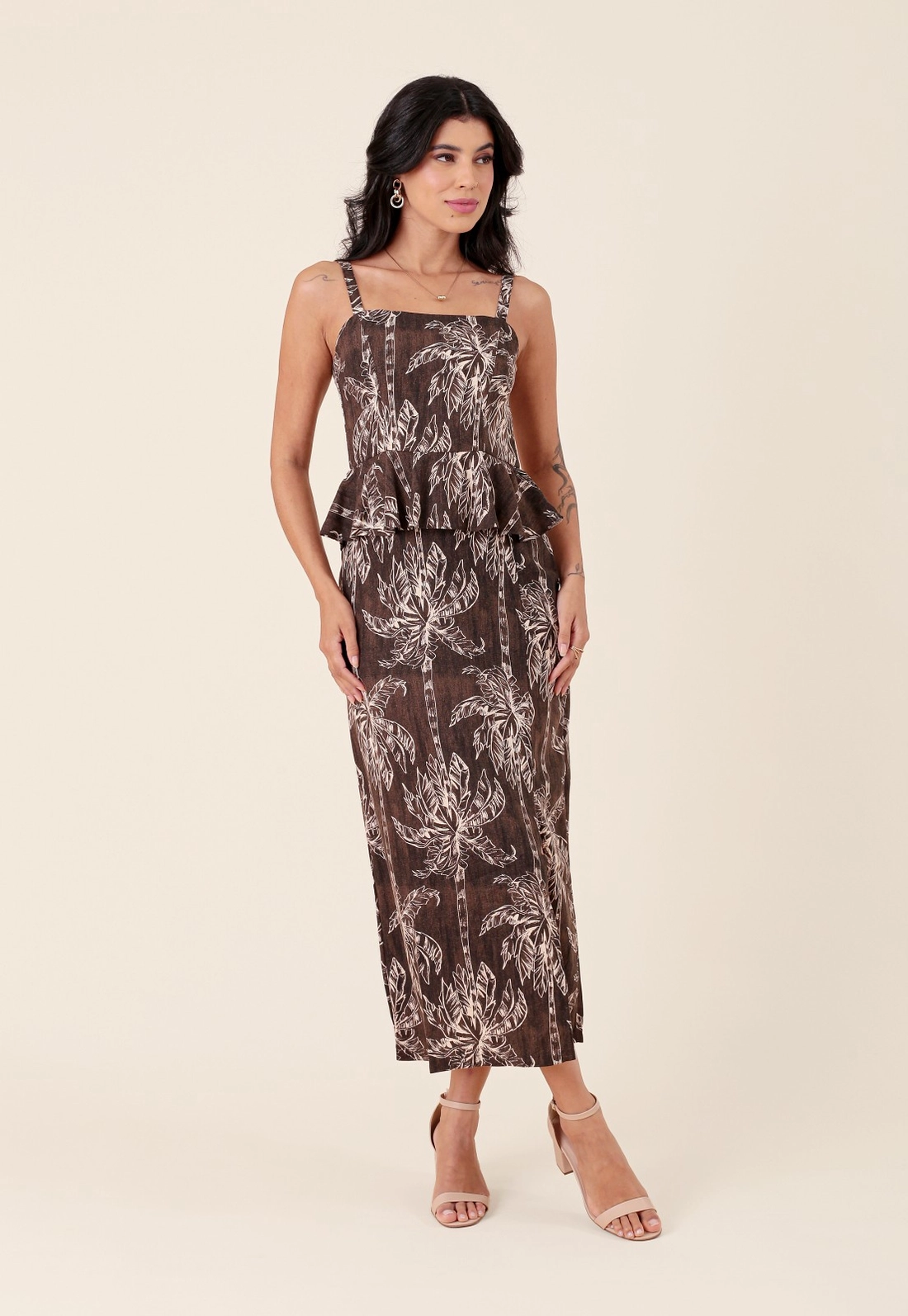 Vestido Em Linho Estampado Palmeira Negra Peplum Com Alças