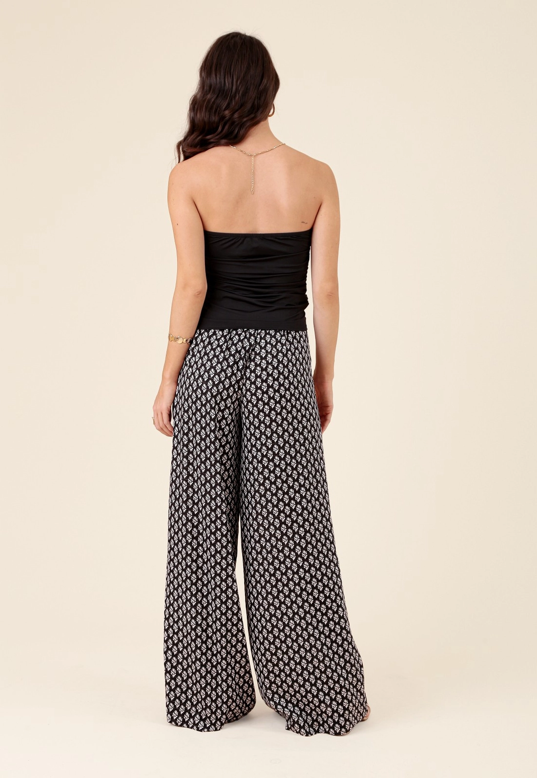 Calça Pantalona Em Viscose Com Lurex Bolso Faca