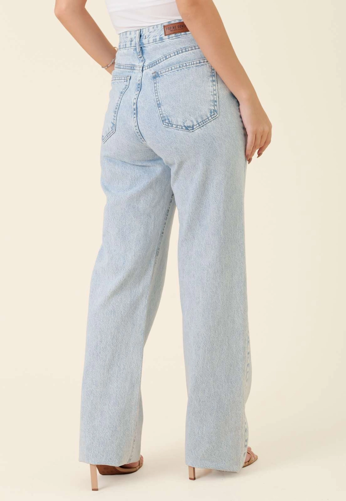Calça Jeans Reta Azul Claro