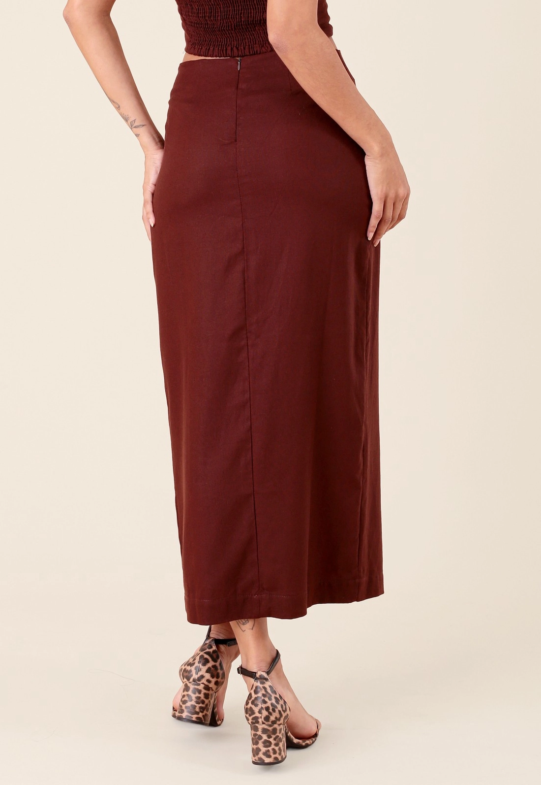 Saia Midi Em Linho Com Transpasse