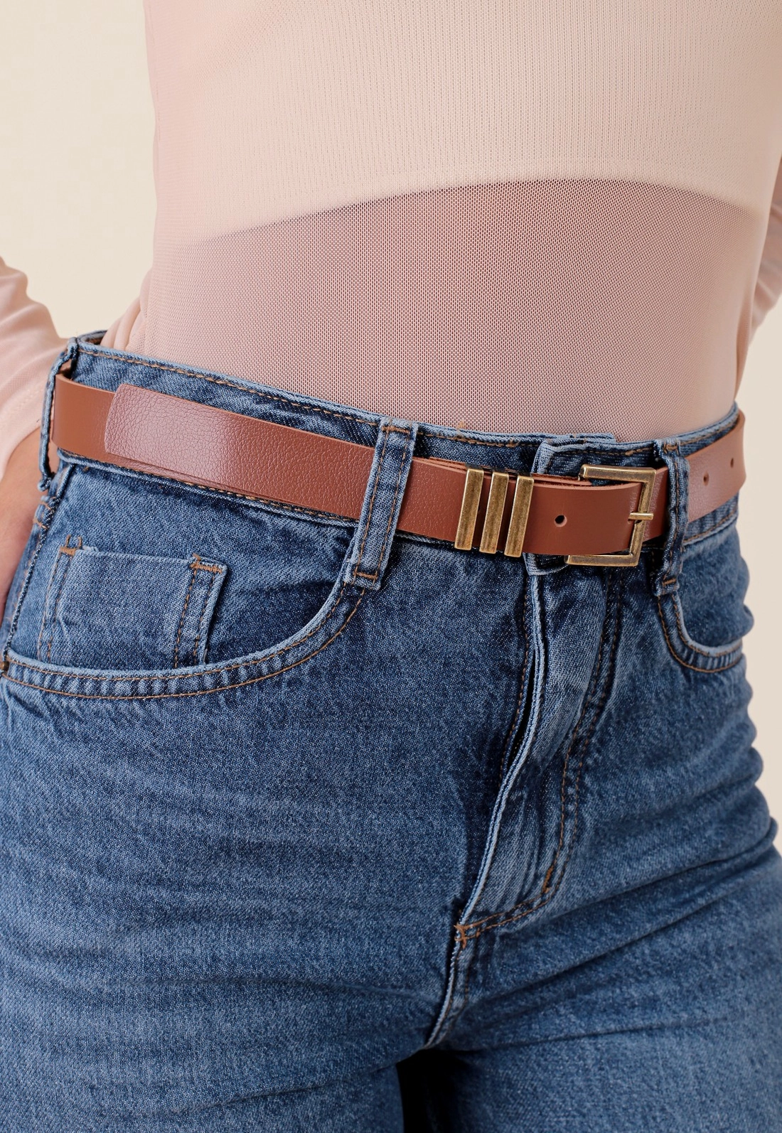 Calça Jeans Reta Azul Escuro Com Cinto