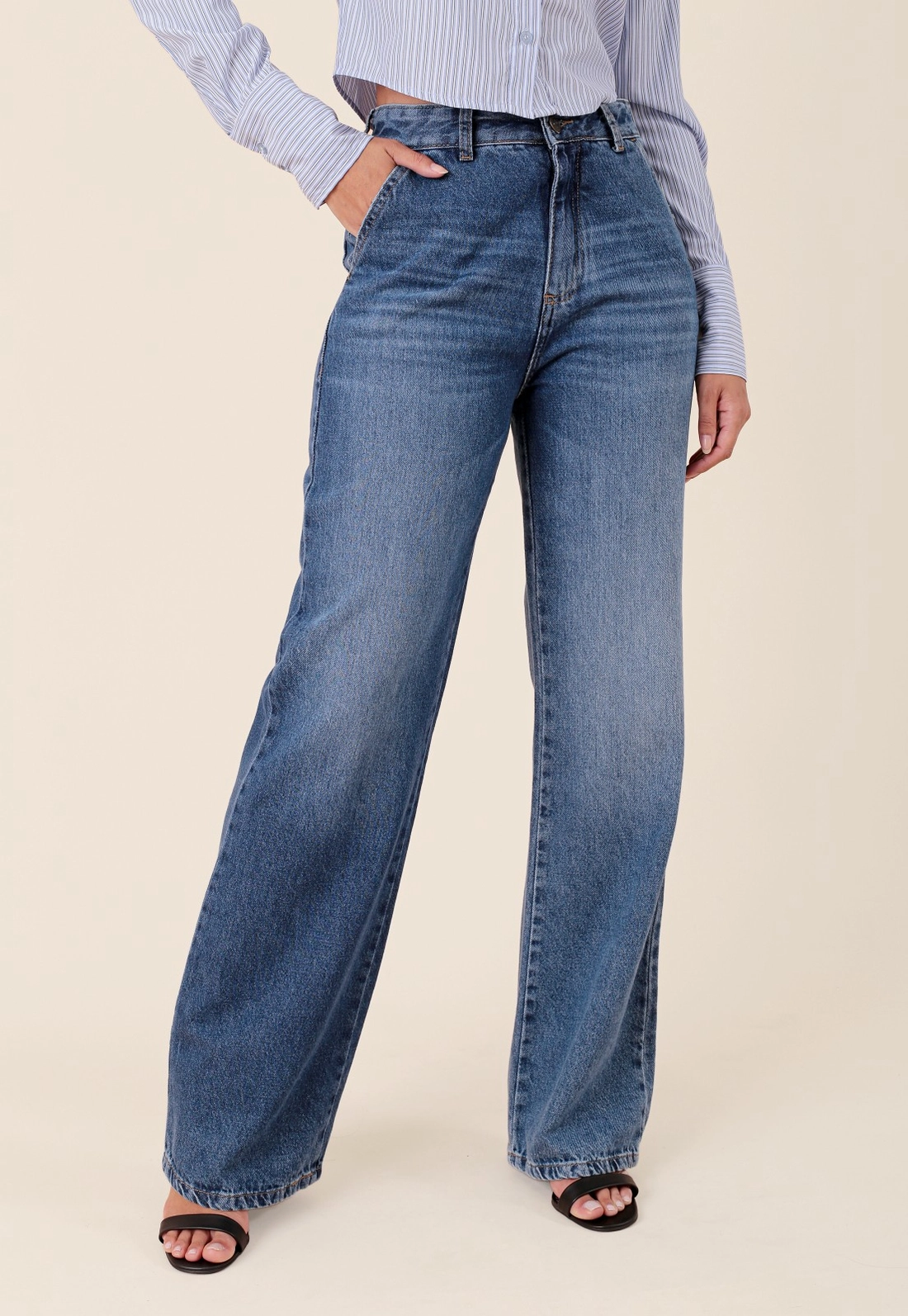 Calça Jeans Reta Azul Escuro Bolso Faca