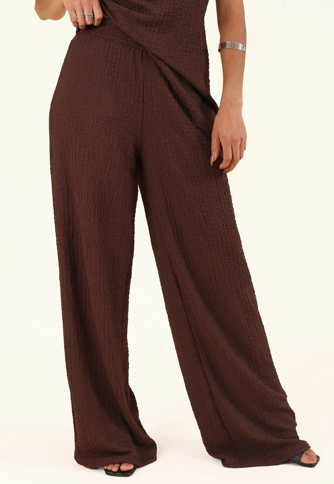 Calça Pantalona Em Malha Texturizada