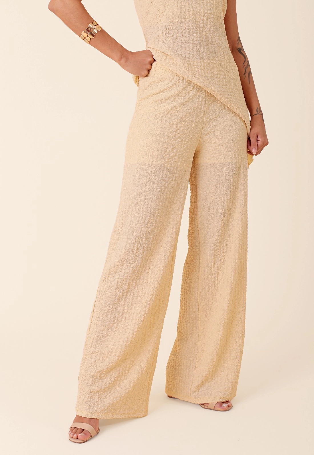 Calça Pantalona Em Malha Texturizada