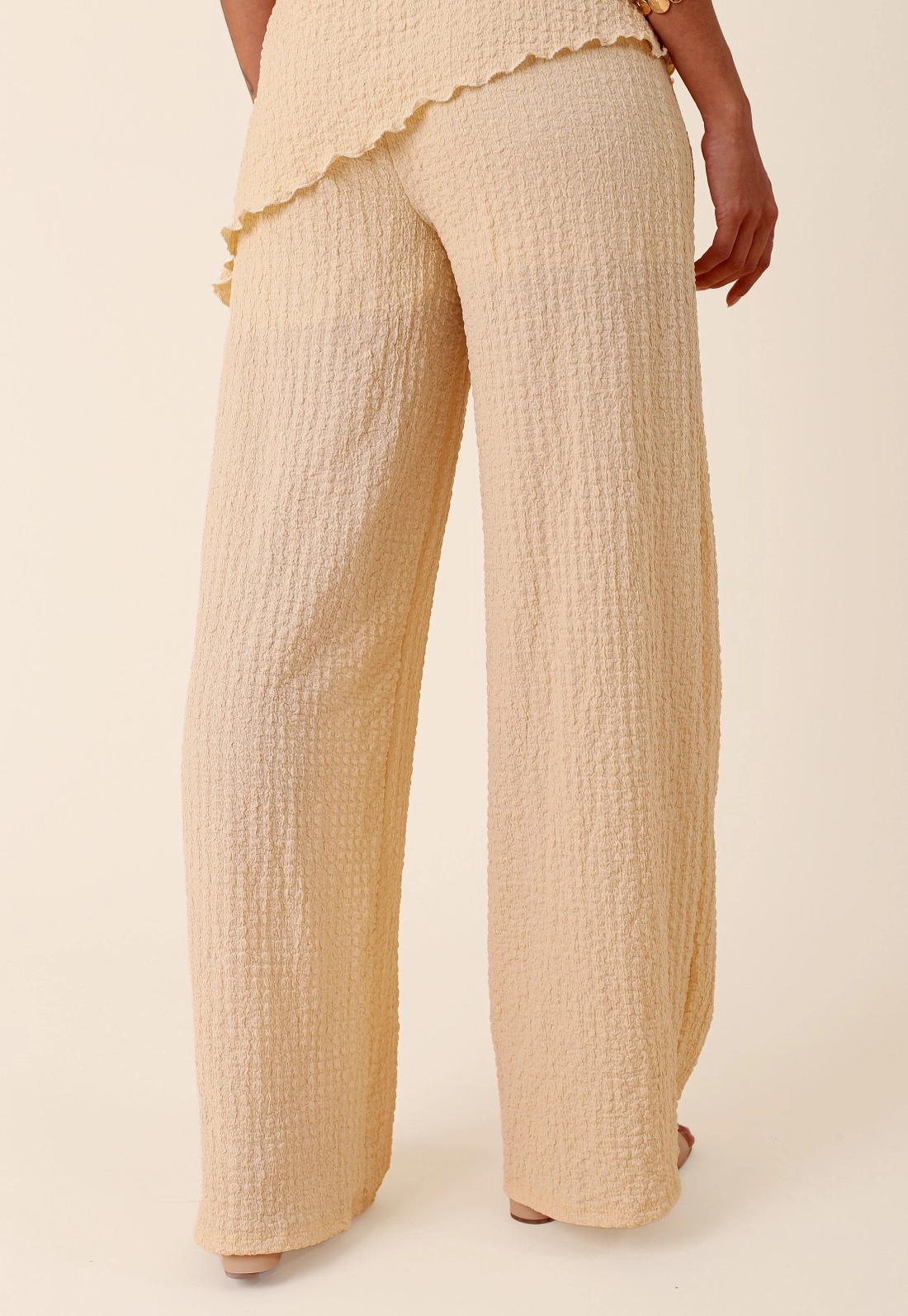 Calça Pantalona Em Malha Texturizada