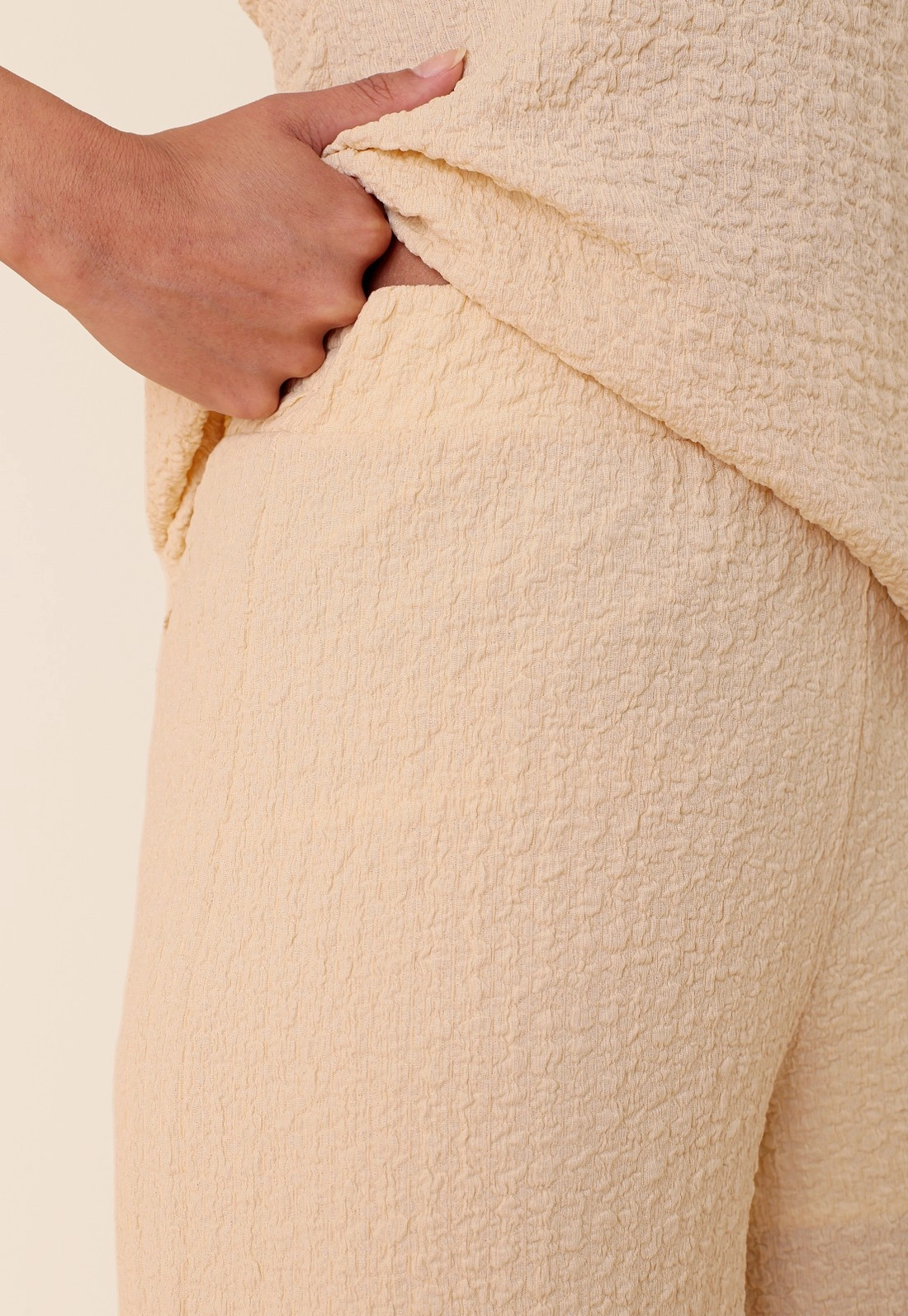 Calça Pantalona Em Malha Texturizada