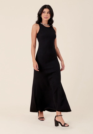Vestido New Midi Em Malha Texturizada Sem Manga
