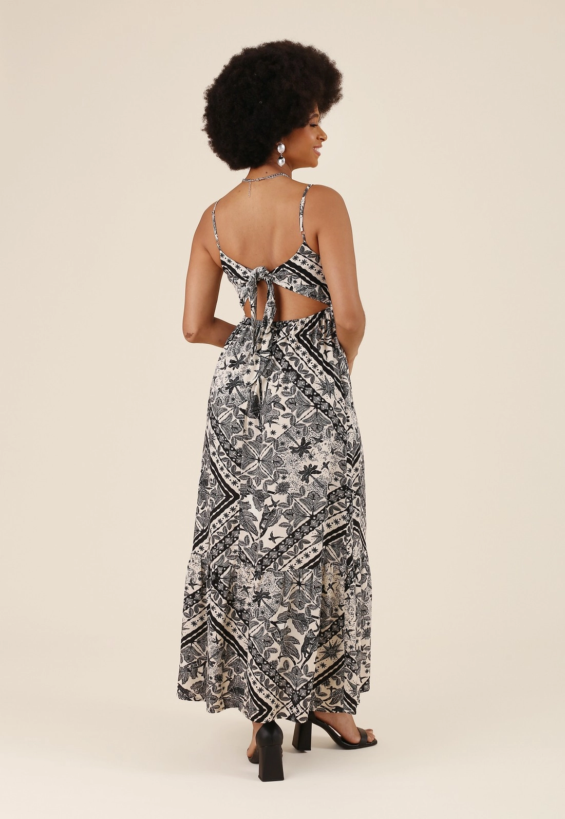 Vestido Midi Em Viscose Estampado Animal Patchwork