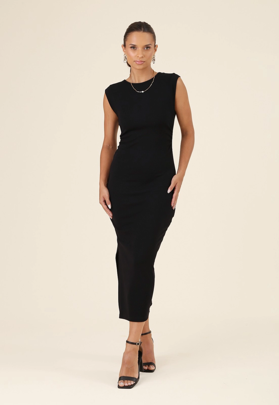 Vestido Midi Em Malha Canelada Manga Muscle Tee