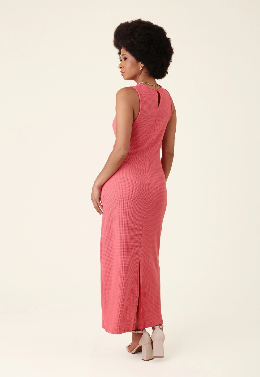 Vestido Midi Malha Waffle Sem Manga