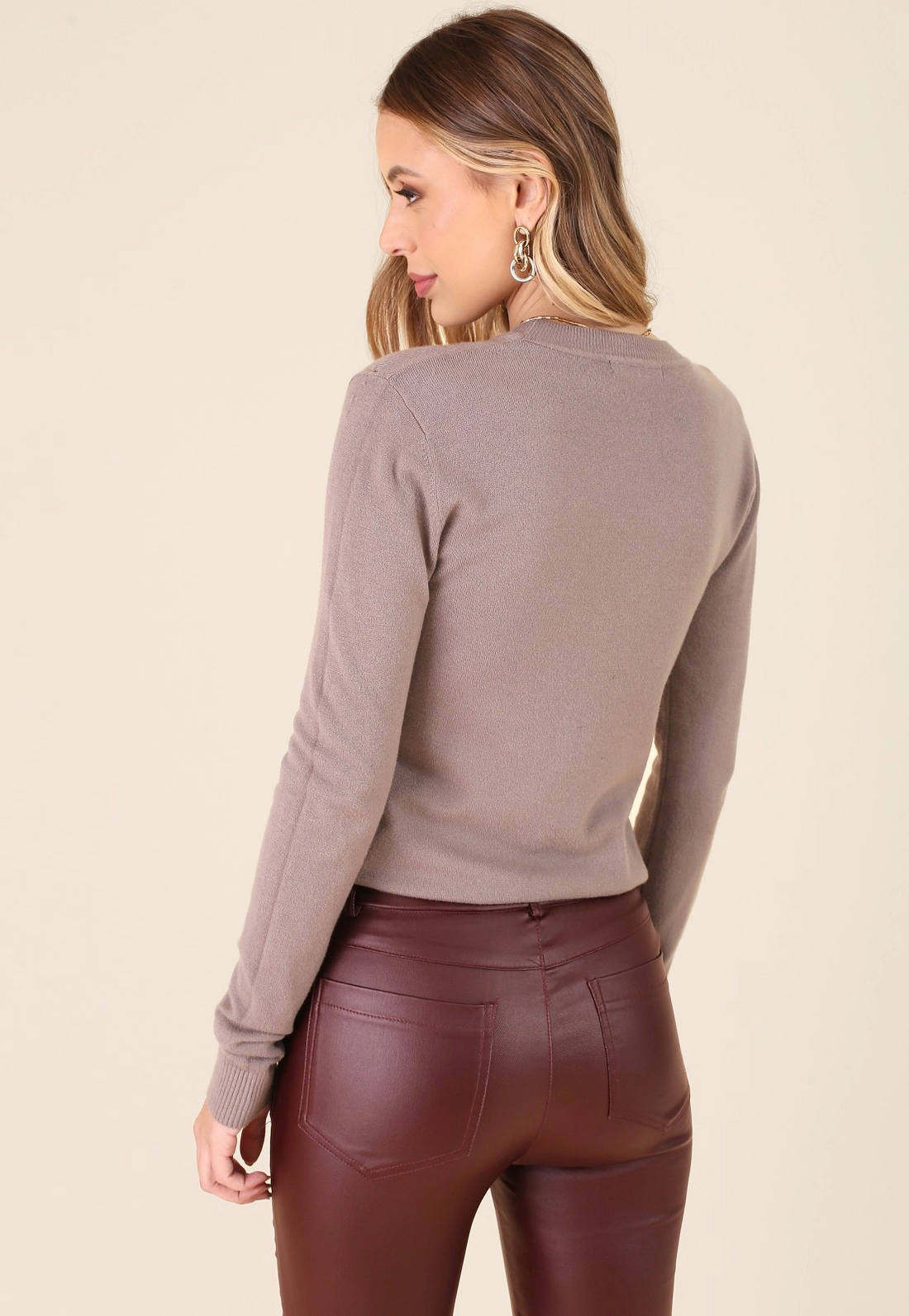 Blusa Tricô Manga Longa Decote Redondo