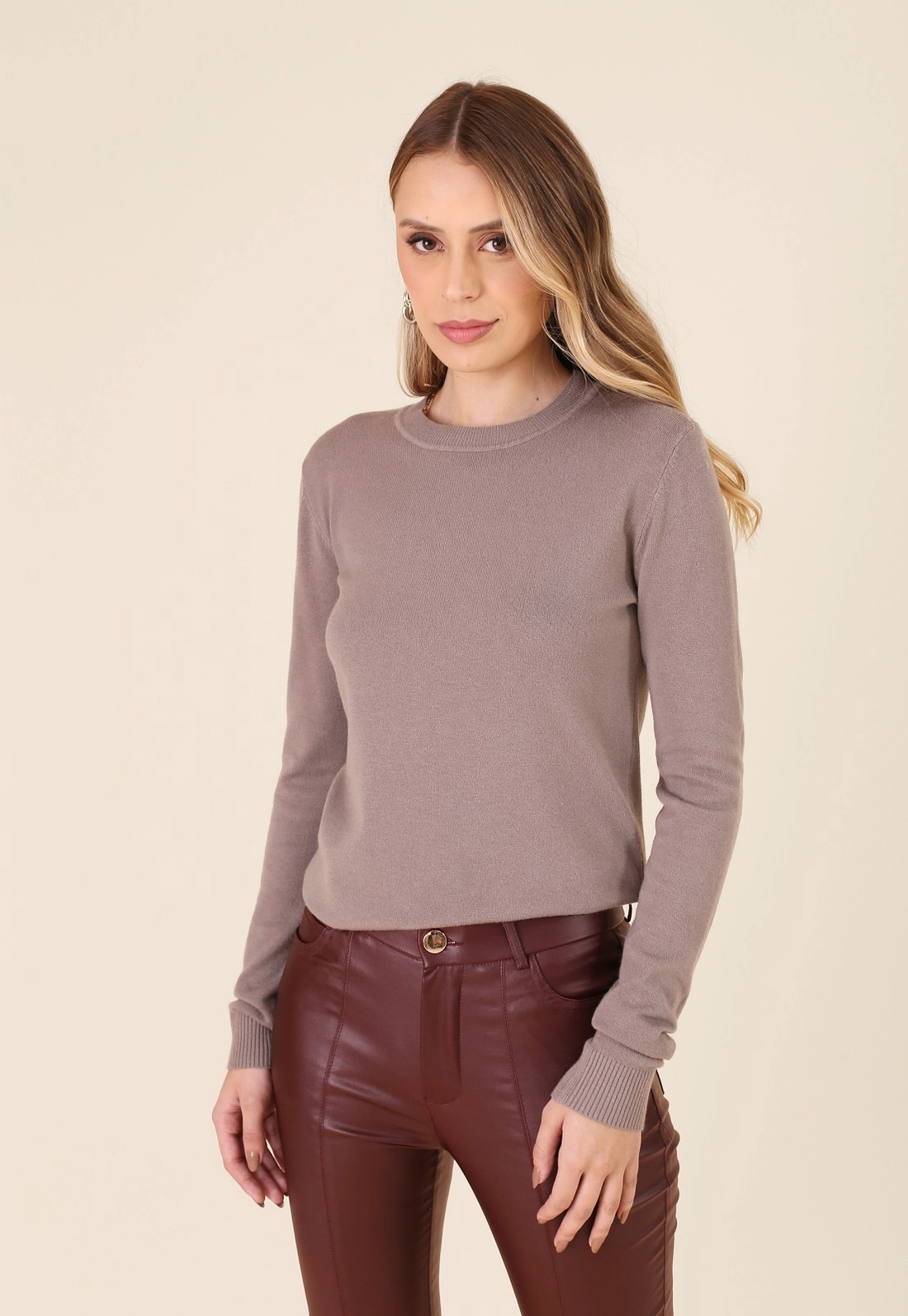 Blusa Tricô Manga Longa Decote Redondo