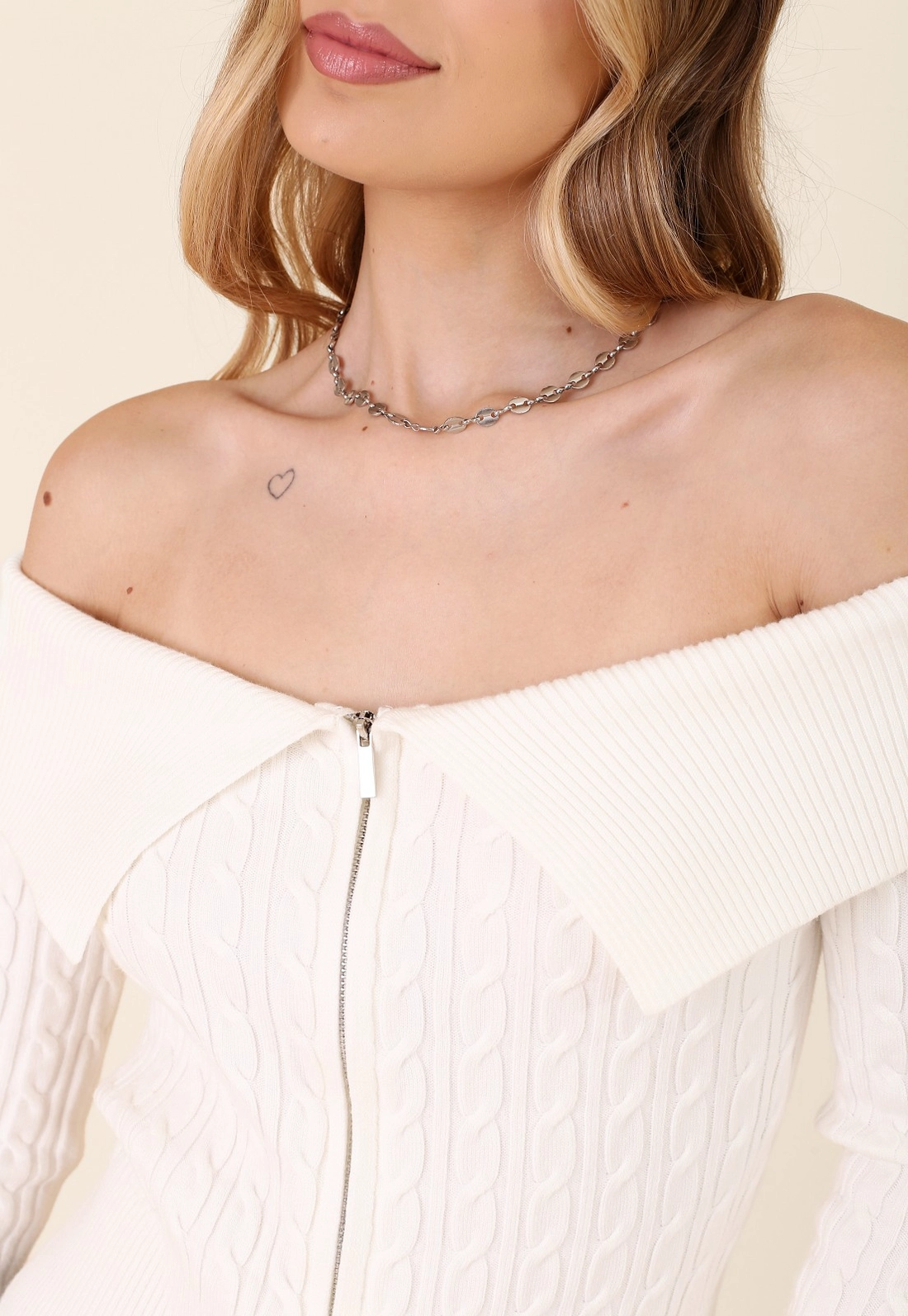 Blusa Tricô Manga Longa Ombro A Ombro Tranças E Zíper