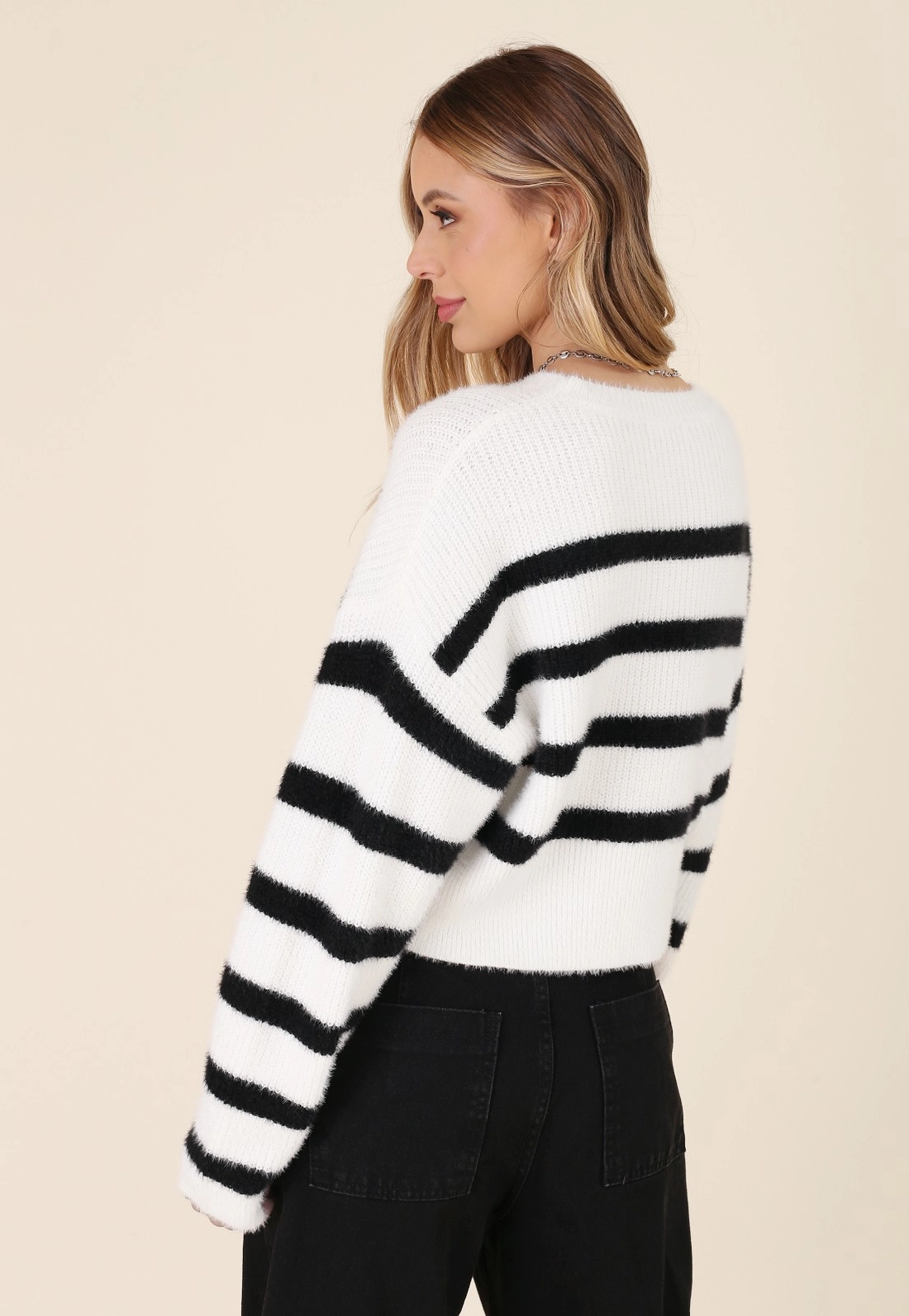 Blusa Trico Manga Longa Oversized Listrada