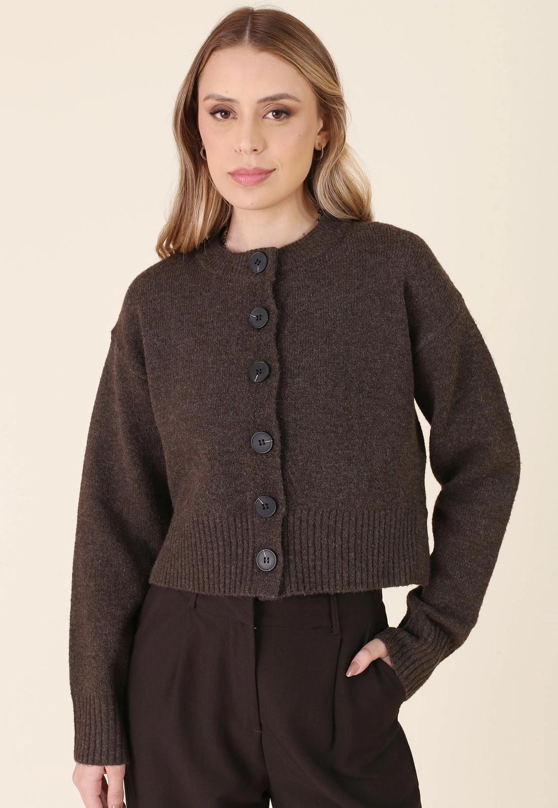 Cardigan Trico Manga Longa Cropped
