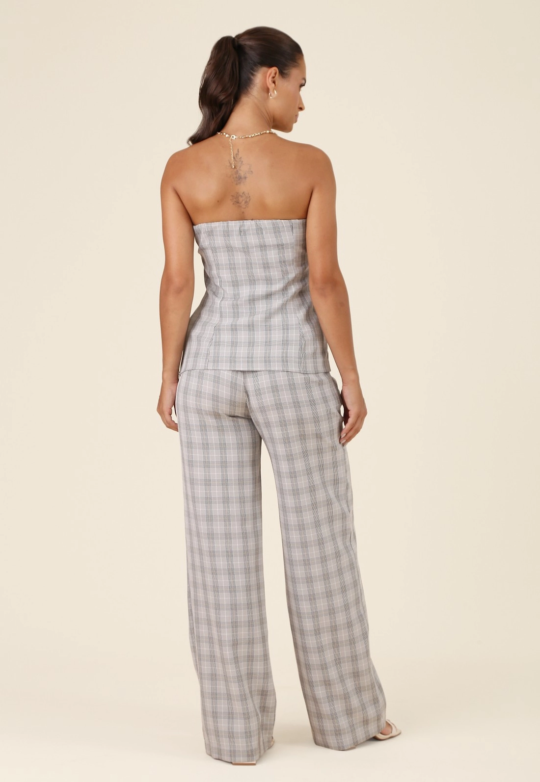 Calça Wide Leg Em Alfaiataria Xadrez