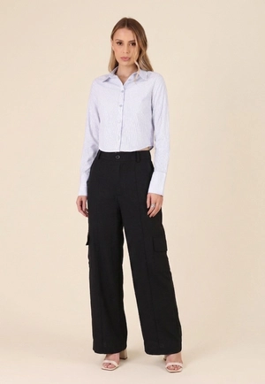 Calça Wide Leg Bolso Cargo Em Alfaiataria