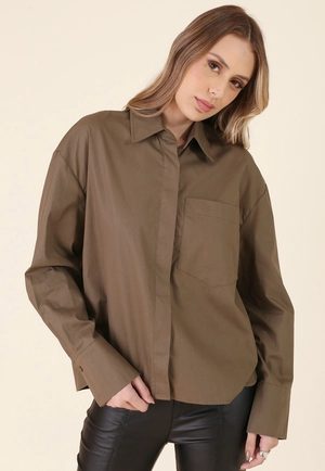 Camisa Tricoline Manga Longa Oversized Com Bolso