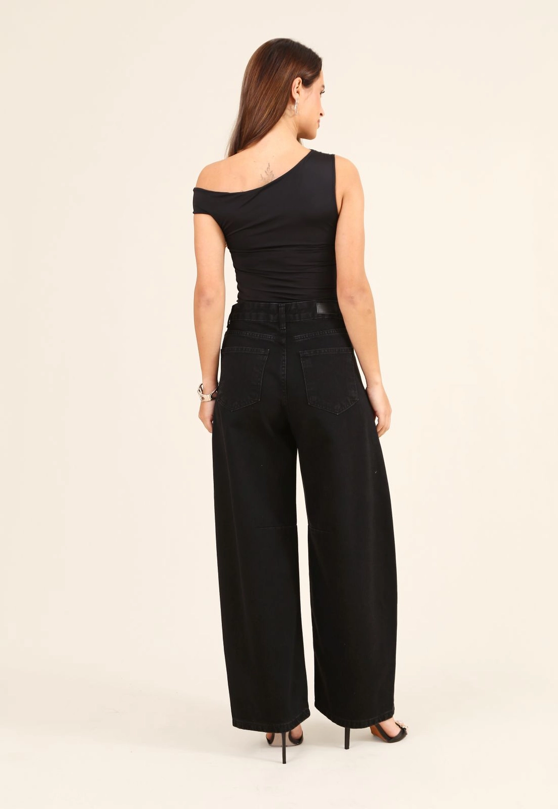 Blusa Em Poliamida Ombro Deslocado Com Franzido
