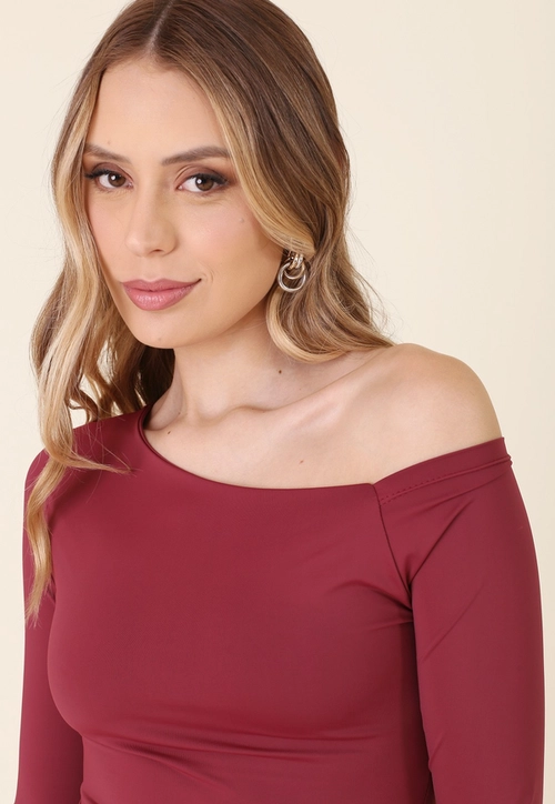 Blusa Em Poliamida Com Decote Assimétrico Manga Longa