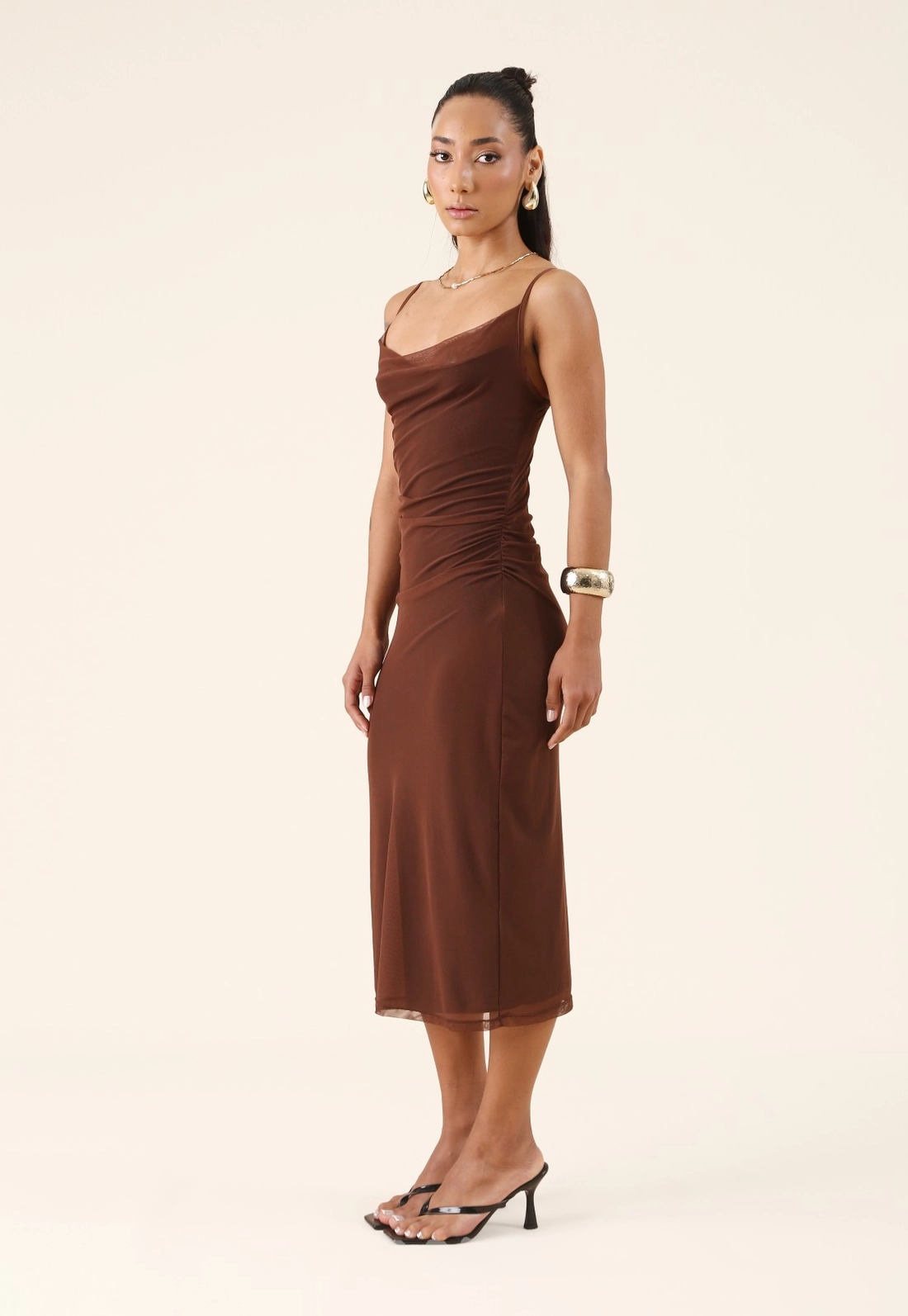 Vestido Midi Em Tule Com Drapeado Lateral