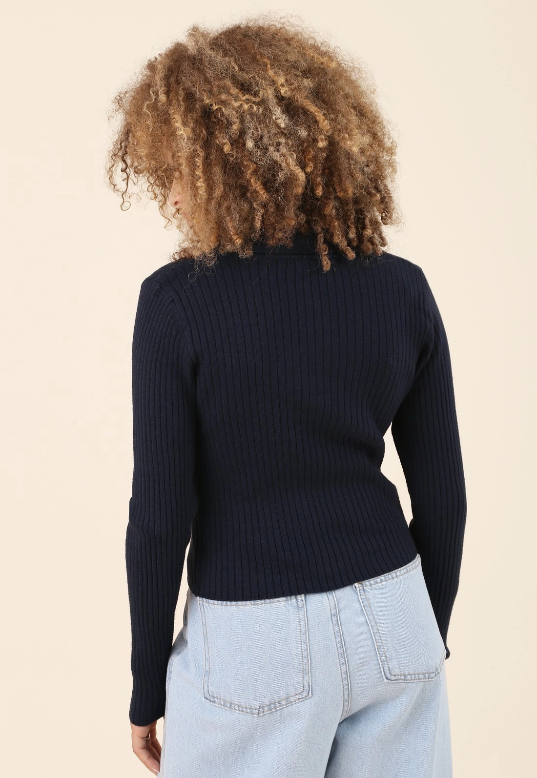 Blusa Polo Manga Longa Em Tricô