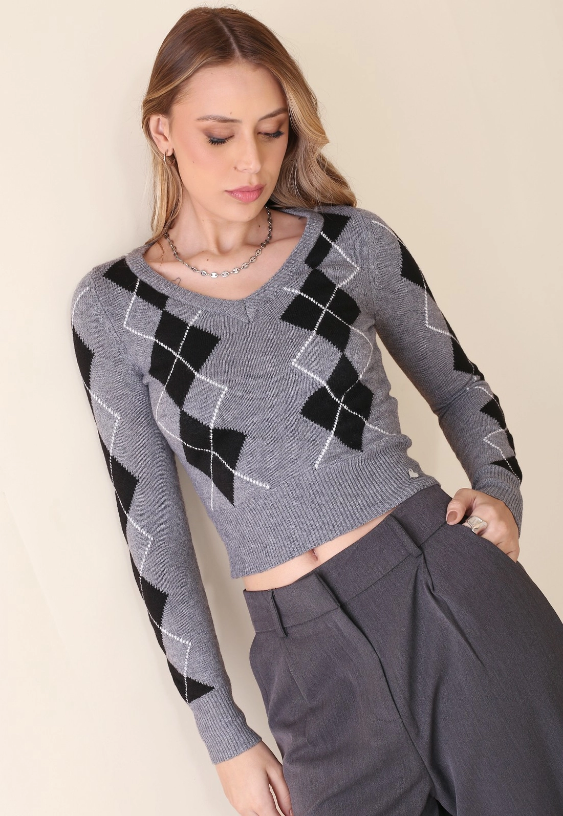 Blusa Cropped Com Xadrez Argyle Em Tricô