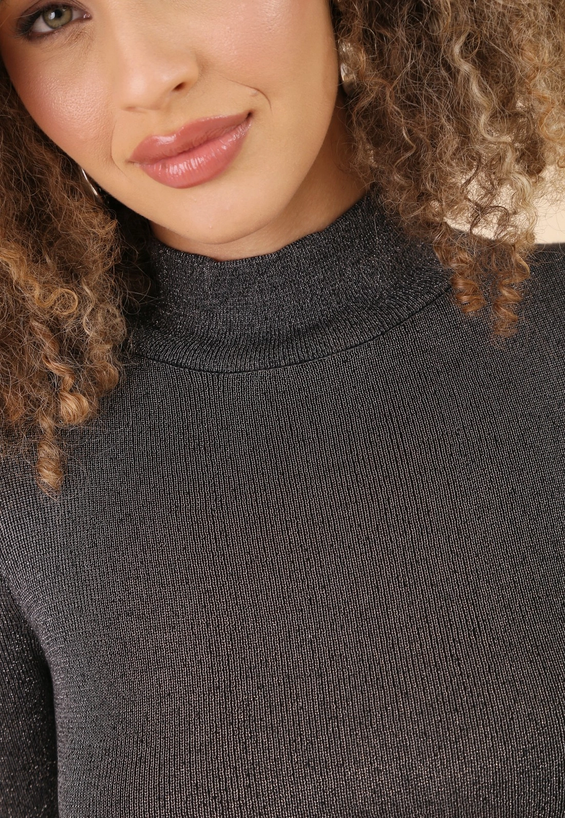 Blusa Alongada Gola Alta Em Tricô Com Lurex