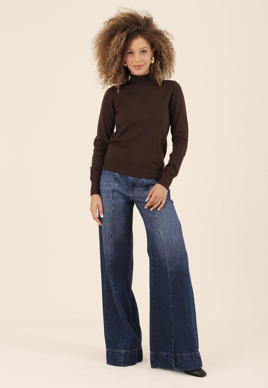 Blusa Tricô Manga Longa Gola Alta