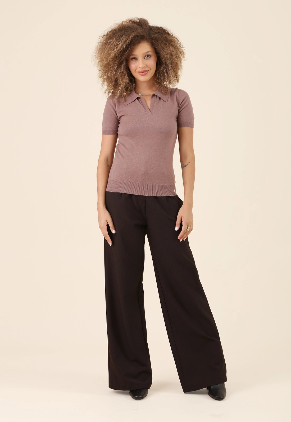 Blusa Gola Polo Manga Curta Em Tricô