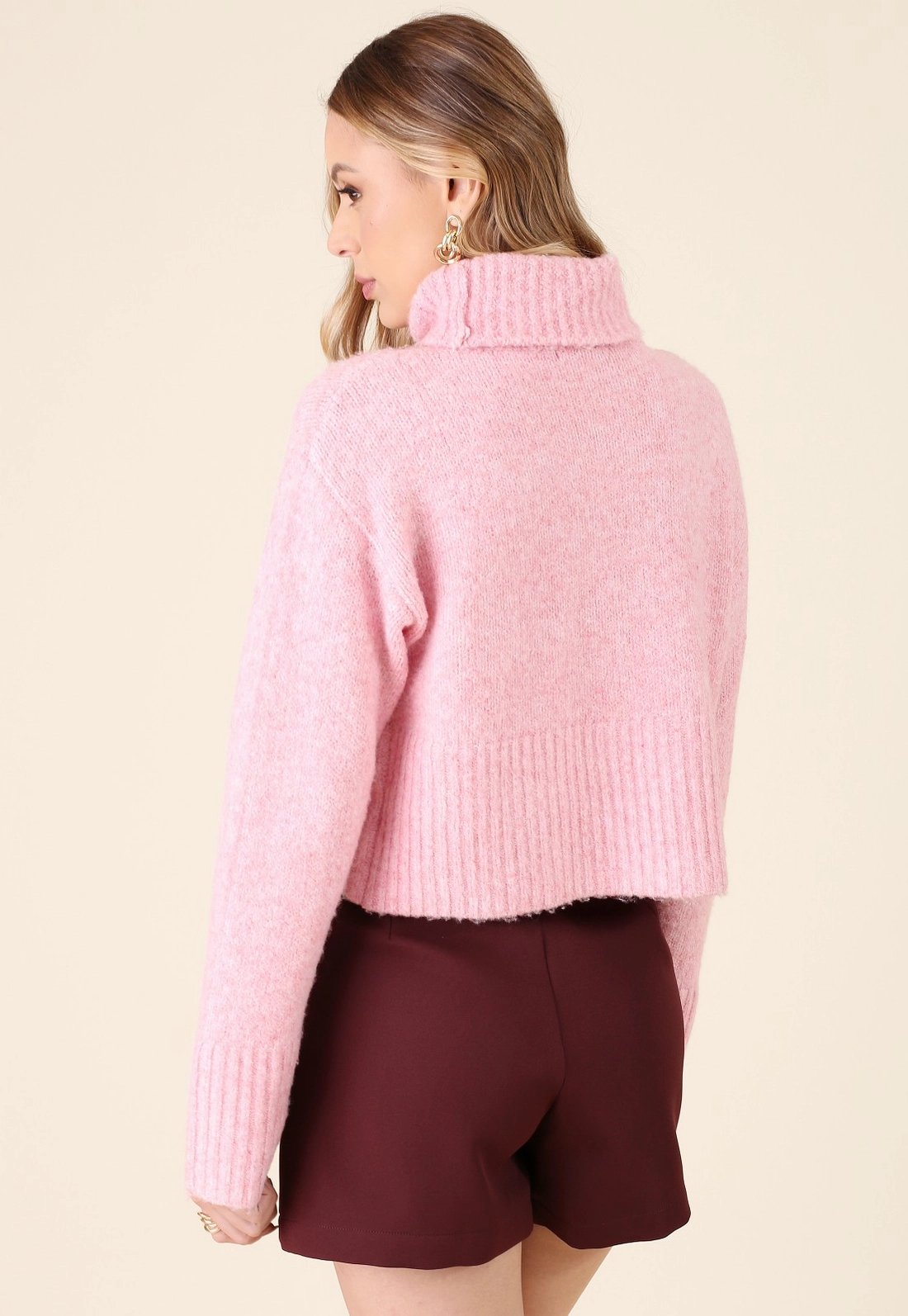 Blusa Tricô Manga Longa Oversized Gola Alta