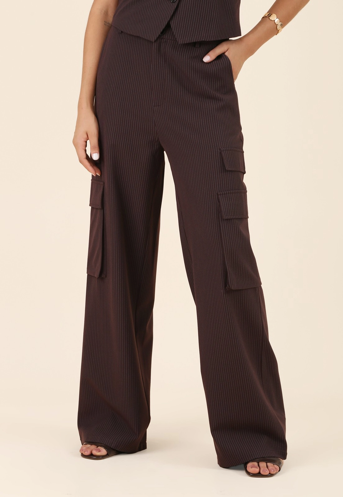 Calça Cargo Em Risca De Giz Alfaiataria