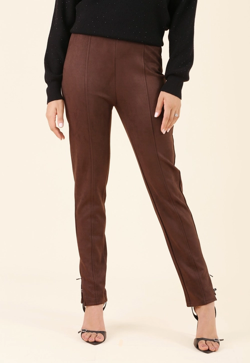 Calça Montaria Com Recortes Em Suede