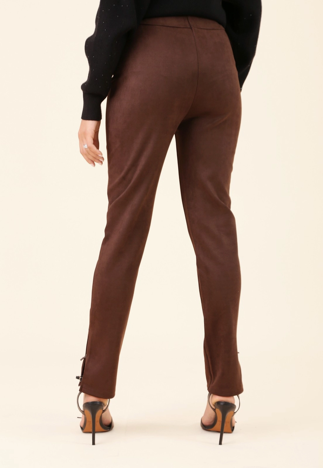 Calça Montaria Com Recortes Em Suede