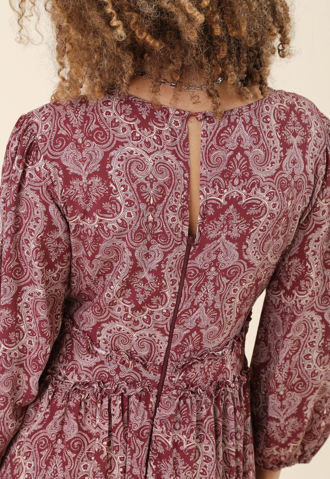 Vestido Midi Manga Longa Com Estampa Caschemere Em Viscose
