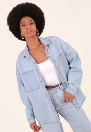 Camisa Oversized Em Jeans Azul Claro