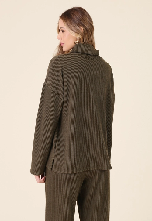Blusa Em Malhão Texturizado Manga Longa Gola Alta