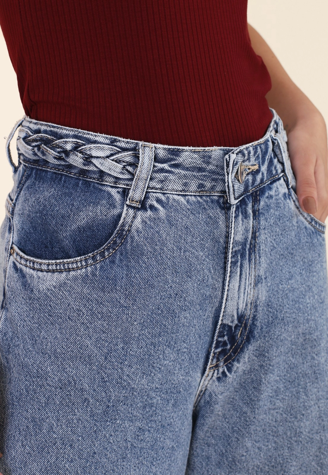 Calça Jeans Wide Leg Com Trança No Cós